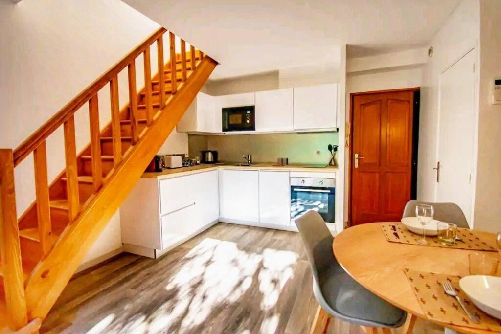 Les Quatre Loges N°1 Lägenhet Aix-en-Provence Exteriör bild